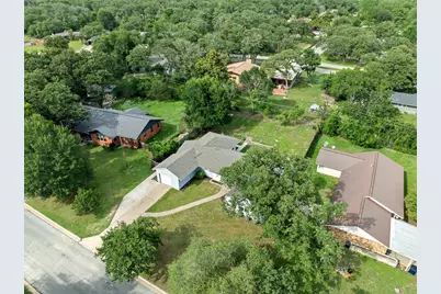 508 San Jacinto Drive, Rockdale, TX 76567 - Photo 38