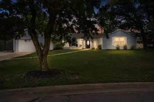508 San Jacinto Dr, Rockdale, TX 76567 - Photo 1