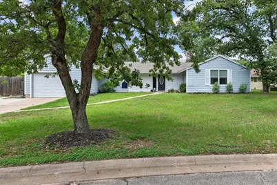 508 San Jacinto Drive, Rockdale, TX 76567 - Photo 2