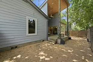 919 E 51st St, Austin, TX 78751 - Photo 24