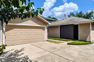 18208 Flat Head Dr, Manor, TX 78653 - Photo 2