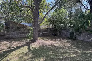 1901 Vallejo St, Austin, TX 78757 - Photo 26