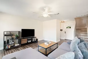 13016 Wedding, Manor, TX 78653 - Photo 8