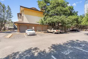 806 W 24th St, Austin, TX 78705 - Photo 30