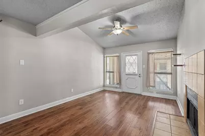 806 W 24th Street #326, Austin, TX 78705 - Photo 6