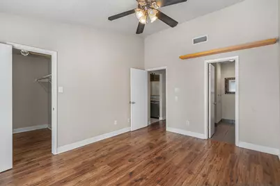 806 W 24th Street #326, Austin, TX 78705 - Photo 18