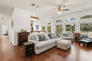 330 Humphrey Dr, Buda, TX 78610 - Photo 6