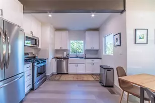 3007 E 14 1/2 St, Austin, TX 78702 - Photo 4