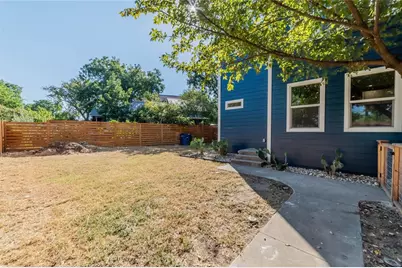 3007 E 14 1/2 Street #Unit B, Austin, TX 78702 - Photo 24