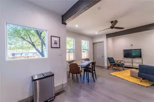3007 E 14 1/2 St, Austin, TX 78702 - Photo 8