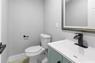 435 S Orange St, Giddings, TX 78942 - Photo 22