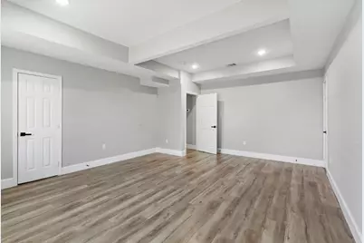 435 S Orange Street, Giddings, TX 78942 - Photo 18