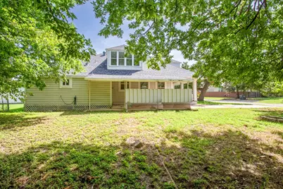 435 S Orange Street, Giddings, TX 78942 - Photo 8