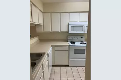 501 W 26th Street #122, Austin, TX 78705 - Photo 4