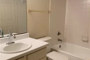 501 W 26th St, Austin, TX 78705 - Photo 12