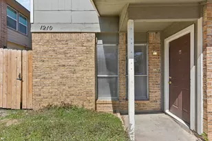 1210 Southport Dr, Austin, TX 78704 - Photo 4