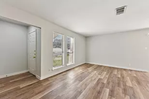 1210 Southport Dr, Austin, TX 78704 - Photo 10