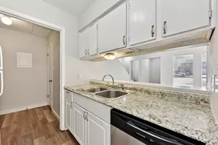 1210 Southport Dr, Austin, TX 78704 - Photo 4