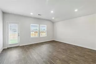 315 Belmont Pl, Lockhart, TX 78644 - Photo 10