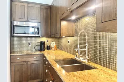 311 W 5th Street #806, Austin, TX 78701 - Photo 4