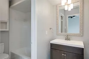 801 Grassy Knoll, Horseshoe Bay, TX 78657 - Photo 20