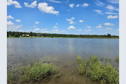 127 Iroquois Drive, Smithville, TX 78957 - Photo 16
