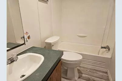 127 Iroquois Drive, Smithville, TX 78957 - Photo 12