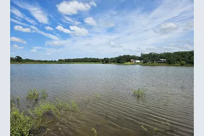 127 Iroquois Drive, Smithville, TX 78957 - Photo 1
