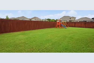 120 Scotsburg Street, Hutto, TX 78634 - Photo 34
