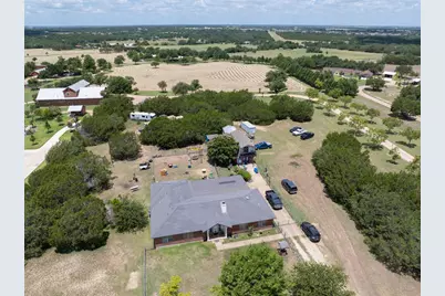 1959 County Road 200, Liberty Hill, TX 78642 - Photo 18