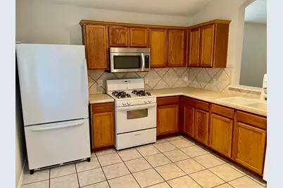 112 Cowboy Cove, Kyle, TX 78640 - Photo 6