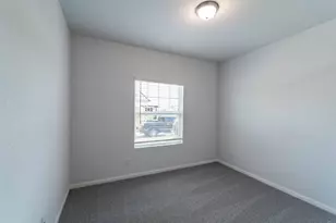 303 Clearlake Dr, Hutto, TX 78634 - Photo 12