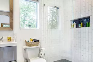 1910 Kinney Ave, Austin, TX 78704 - Photo 26