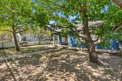1910 Kinney Avenue, Austin, TX 78704 - Photo 2