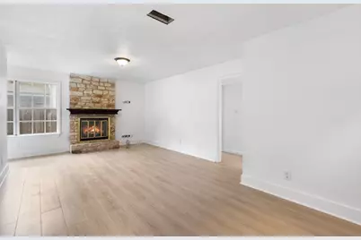 1010 N Bird Creek Drive #A, Austin, TX 78758 - Photo 4