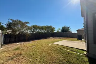 291 Gina Dr, Kyle, TX 78640 - Photo 32