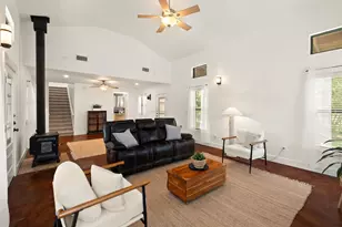 5605 McCarty Ln, Austin, TX 78749 - Photo 4