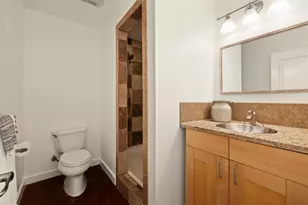 5605 McCarty Ln, Austin, TX 78749 - Photo 12
