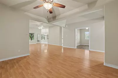 30107 Hamlet Circle, Georgetown, TX 78628 - Photo 6