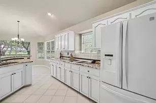 30107 Hamlet Cir, Georgetown, TX 78628 - Photo 14