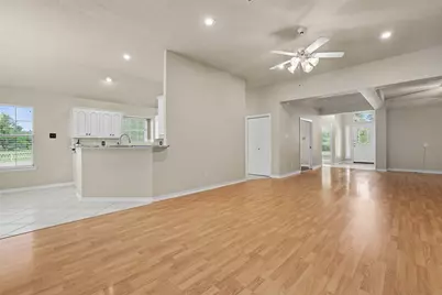 30107 Hamlet Circle, Georgetown, TX 78628 - Photo 10