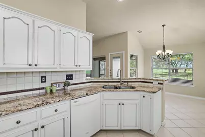 30107 Hamlet Circle, Georgetown, TX 78628 - Photo 16