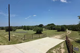 237 Oak Gln Ln, Briggs, TX 78608 - Photo 1
