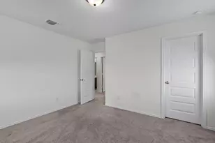 212 Katie Elder Dr, Jarrell, TX 76537 - Photo 34