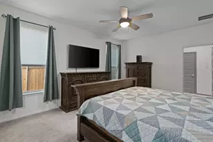 212 Katie Elder Dr, Jarrell, TX 76537 - Photo 16