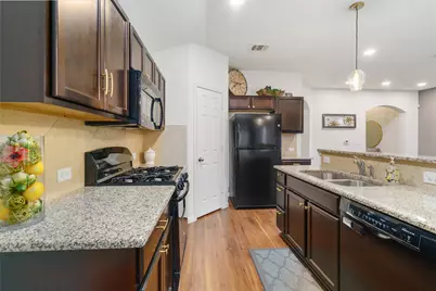 300 Camellia Drive, Hutto, TX 78634 - Photo 14