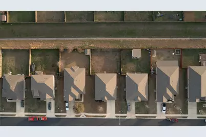 300 Camellia Drive, Hutto, TX 78634 - Photo 28