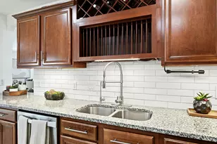 205 N Boone Valley Dr, Round Rock, TX 78664 - Photo 8