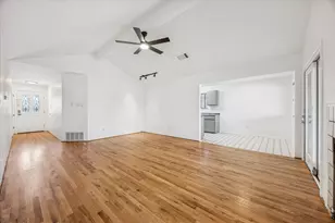 11506 Ruffed Grouse Dr, Austin, TX 78758 - Photo 2