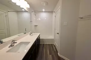 1828 T H Johnson Dr, Taylor, TX 76574 - Photo 14